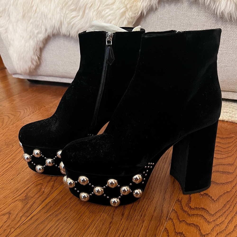 Miu Miu Black Velvet Heeled platform Boots with Silver Accents 39 US 8.5